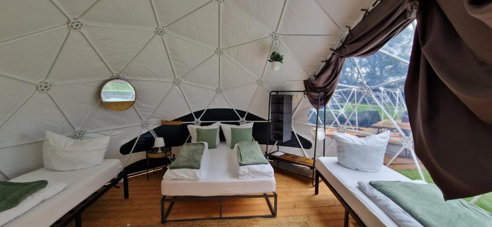 Lodge Camp Harlesiel Direkt Am Wattenmeer วิทท์มุนด์ ภายนอก รูปภาพ