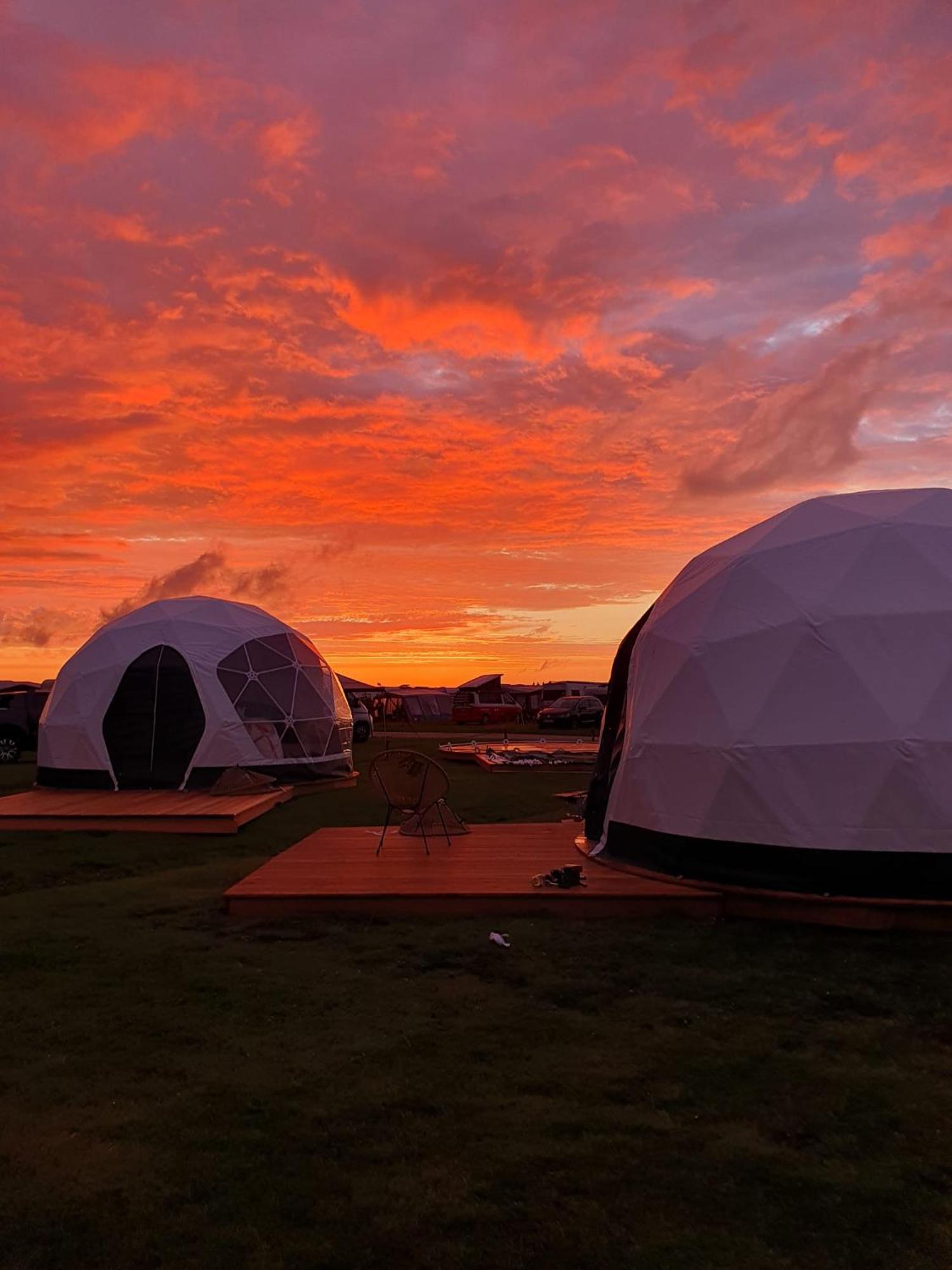 Lodge Camp Harlesiel Direkt Am Wattenmeer วิทท์มุนด์ ภายนอก รูปภาพ